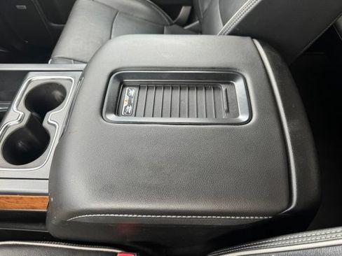 Used 2017 Chevrolet Silverado 1500 High Country AWD/4WD image 20