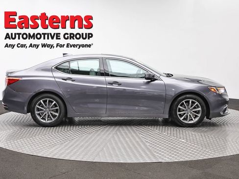Used 2019 Acura TLX image 4