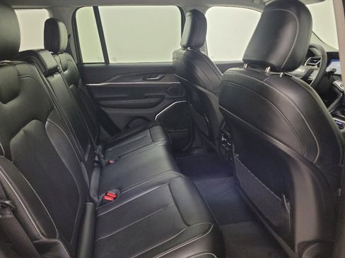 Used 2023 Jeep Grand Cherokee 4WD 4xe image 19