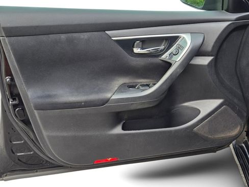 Used 2014 Nissan Altima 2.5 S w/ Sport Value Package FWD image 14