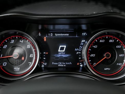 Used 2021 Dodge Charger SXT w/ Leather Interior Group image 25