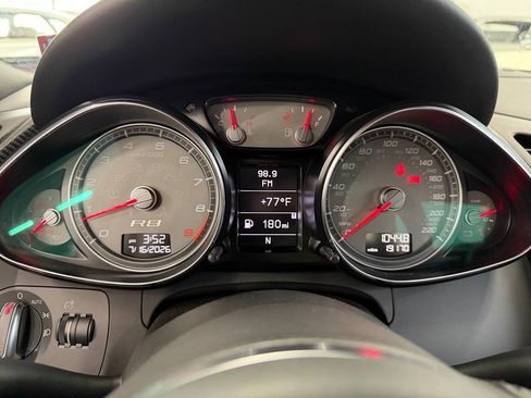 Used 2011 Audi R8 V8 AWD/4WD image 24