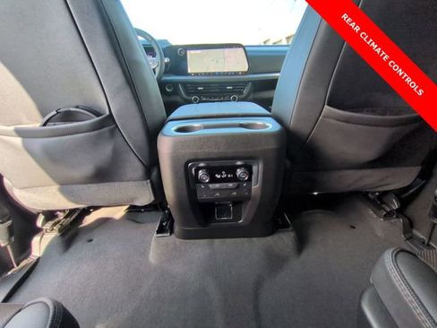 Used 2026 Chevrolet Tahoe High Country AWD/4WD image 22