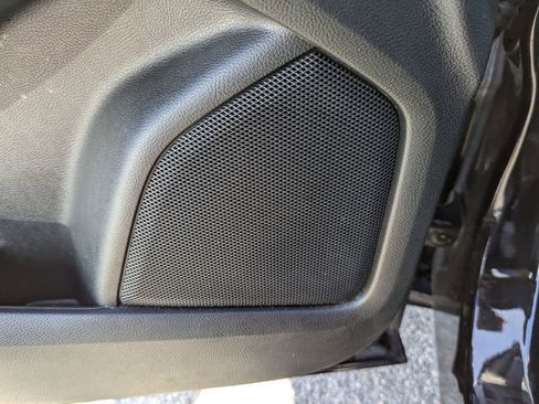 Used 2023 Ford Edge ST-Line image 17