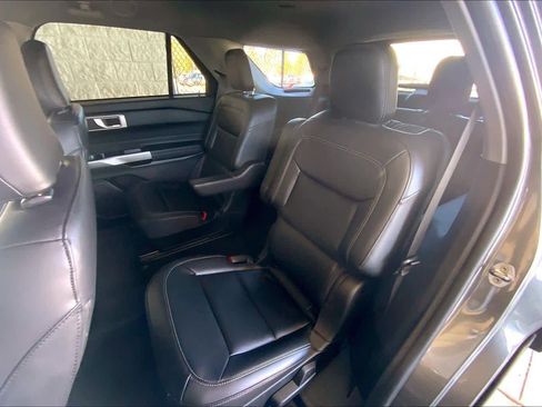 Used 2023 Ford Explorer XLT w/ Equipment Group 202A image 19