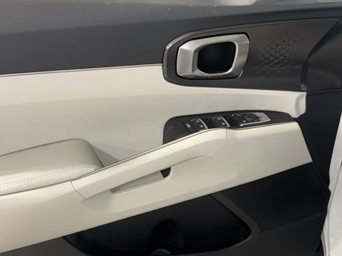 New 2026 Kia Sorento S FWD image 15