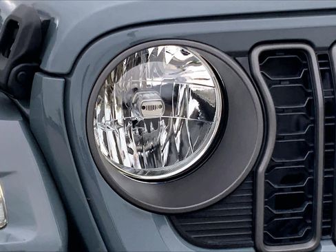 Used 2024 Jeep Wrangler Sport S w/ Convenience Group image 24