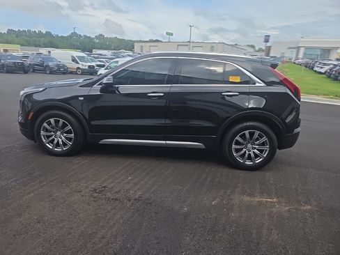Used 2019 Cadillac XT4 Premium Luxury w/ Technology Package AWD/4WD image 5