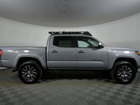 Used 2020 Toyota Tacoma Limited image 15