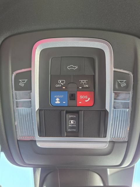 Used 2021 RAM 1500 Limited AWD/4WD image 23