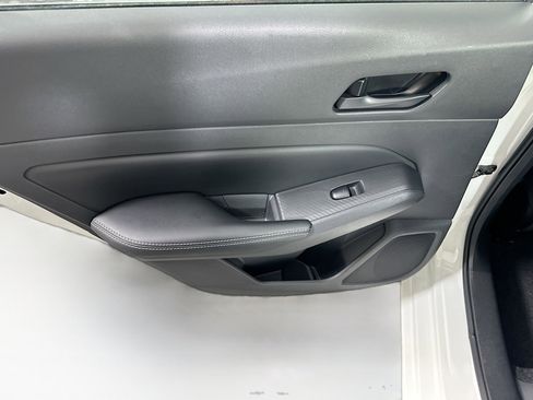 Used 2025 Nissan Altima 2.5 SV image 24