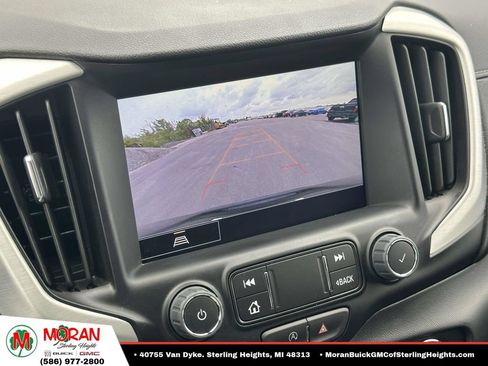 Certified 2024 GMC Terrain SLT FWD image 25