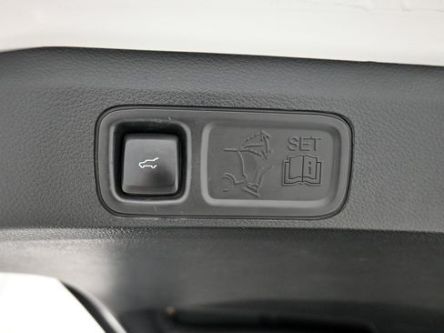 Used 2021 Ford Expedition XLT AWD/4WD image 37