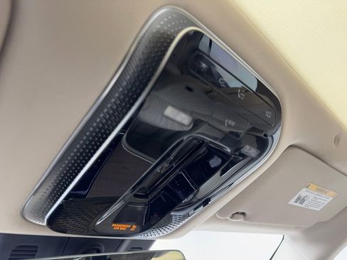 Used 2022 Mercedes-Benz EQS 450+ Sedan image 68