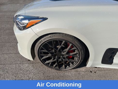 Used 2021 Kia Stinger GT2 image 28