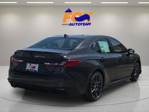 New 2026 Toyota Camry SE FWD image 4