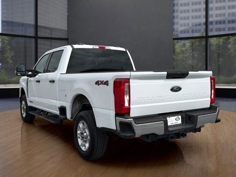 Used 2025 Ford F250 XLT AWD/4WD image 13