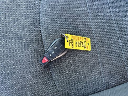 Used 2015 RAM 1500 Outdoorsman image 33