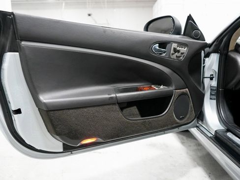 Used 2009 Jaguar XKR R image 22