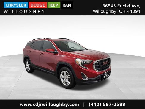 Used 2018 GMC Terrain SLE w/ Driver Convenience Package AWD/4WD image 3