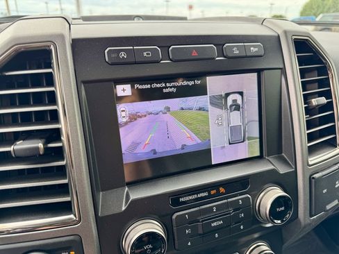 Used 2019 Ford F150 Raptor w/ Equipment Group 802A Luxury AWD/4WD image 22
