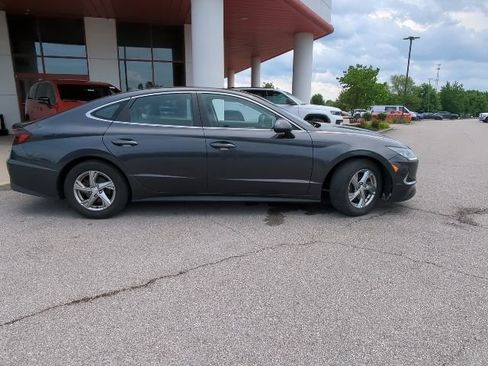 Used 2021 Hyundai Sonata SE FWD image 12