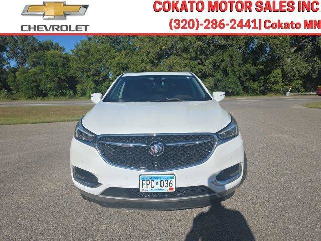 Used 2018 Buick Enclave Avenir w/ Avenir Technology Package AWD/4WD image 2