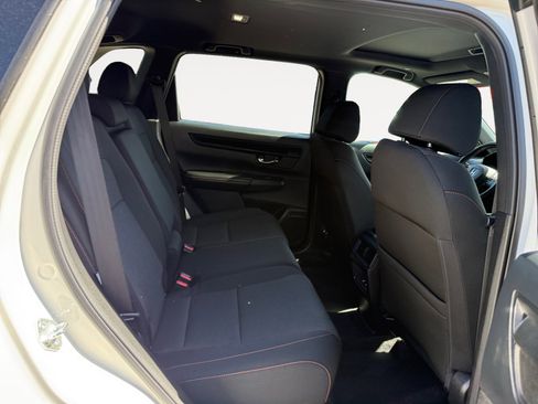 Used 2026 Honda CR-V Sport image 18