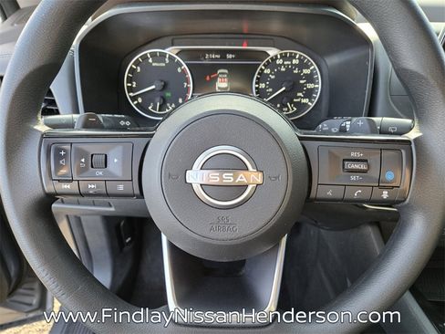 Used 2023 Nissan Rogue SV image 23