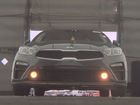 Used 2021 Kia Forte LXS FWD image 4