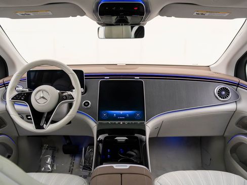 Used 2023 Mercedes-Benz EQS 450+ 4MATIC SUV image 10