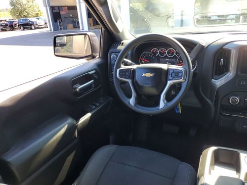 Used 2022 Chevrolet Silverado 1500 Custom w/ Safety Confidence Package image 59