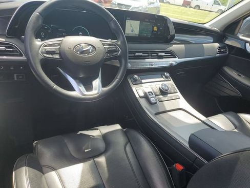 Used 2021 Hyundai Palisade Limited w/ Winter Package AWD/4WD image 9