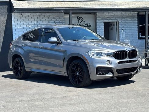 Used 2019 BMW X6 sDrive35i w/ M Sport Package RWD image 9
