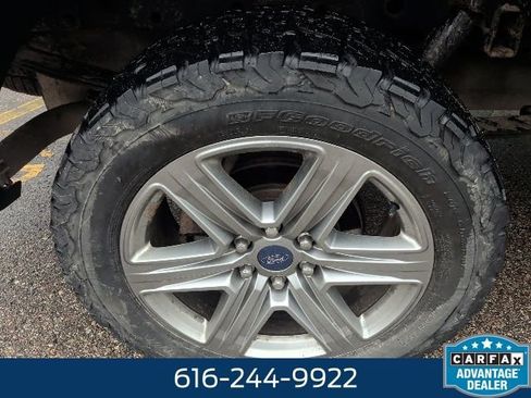 Used 2018 Ford F150 XLT w/ Equipment Group 302A Luxury AWD/4WD image 11