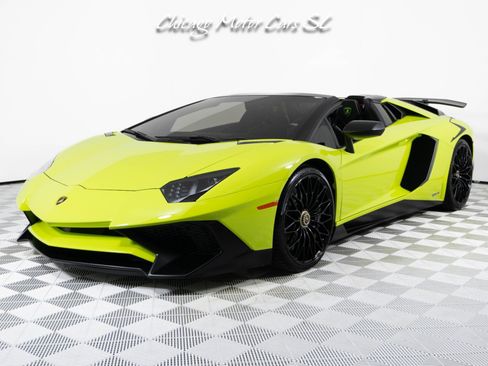 Used 2016 Lamborghini Aventador LP 750-4 Superveloce AWD/4WD image 2