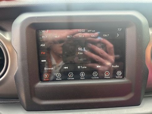 Used 2020 Jeep Wrangler Unlimited Sport image 14