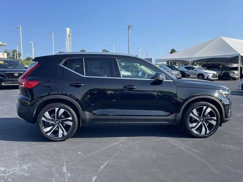 Certified 2023 Volvo XC40 B5 Ultimate w/ Protection Package Premier AWD/4WD image 8