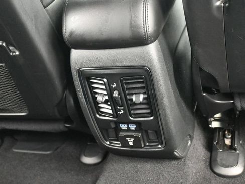 Used 2021 Jeep Grand Cherokee Limited RWD image 39
