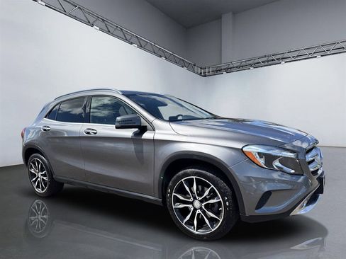 Used 2016 Mercedes-Benz GLA 250 4MATIC image 9