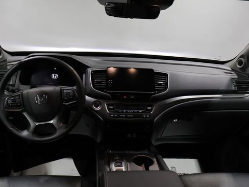 Used 2025 Honda Ridgeline RTL image 16