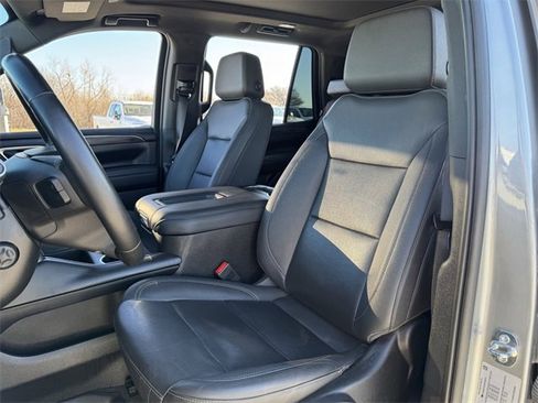 Used 2023 Chevrolet Tahoe Z71 w/ Luxury Package image 25