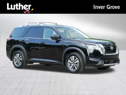 Certified 2025 Nissan Pathfinder SL