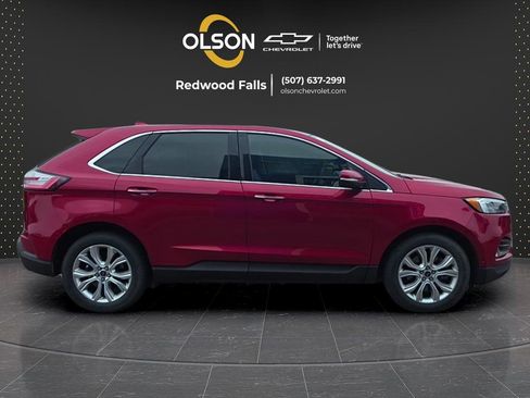 Used 2020 Ford Edge Titanium w/ Equipment Group 301A AWD/4WD image 6