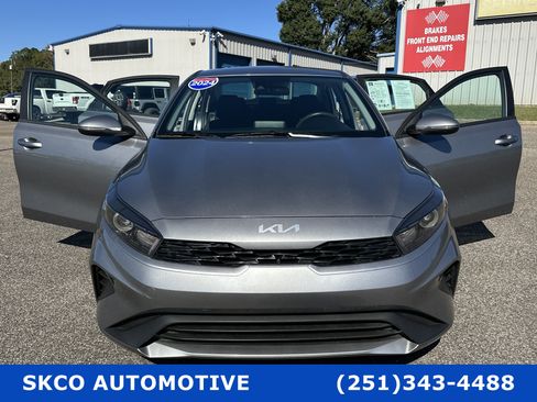 Used 2024 Kia Forte LXS w/ LXS Technology Package image 34