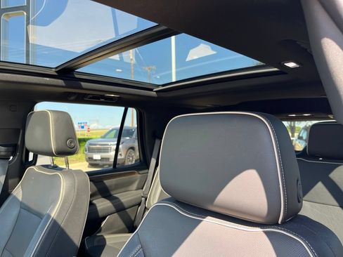 Used 2023 Chevrolet Tahoe Premier w/ Texas Edition RWD image 14