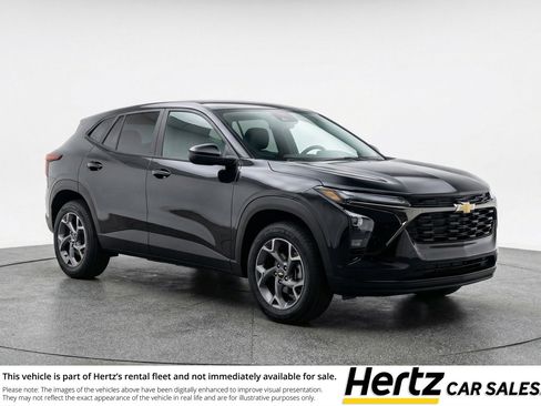 Used 2025 Chevrolet Trax LT w/ LT Convenience Package FWD image 1