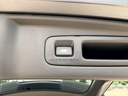 Used 2025 Honda CR-V EX-L image 29