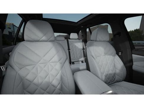 New 2026 BMW X5 xDrive40i w/ M Sport Package AWD/4WD image 11