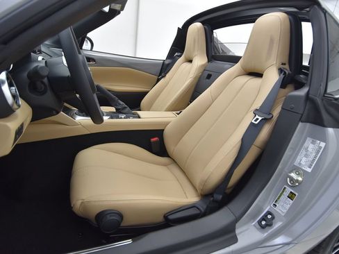 New 2026 MAZDA MX-5 Miata RF Grand Touring w/ Weather Package RWD image 25